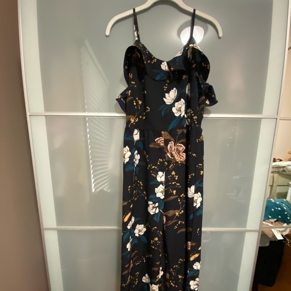 Dark Romper with florals women’s size small neiman marcus date night easter - Picture 2 of 2